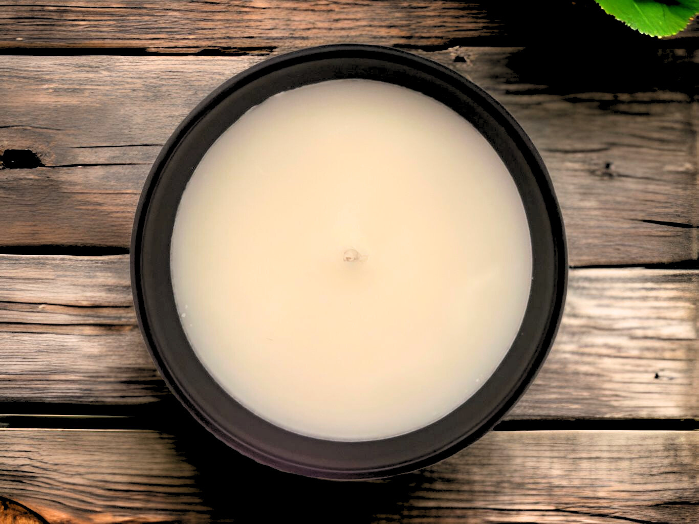 Drops of Kinston Rayne - soy candle, rain drops, jasimine, fresh air, and fresh floral