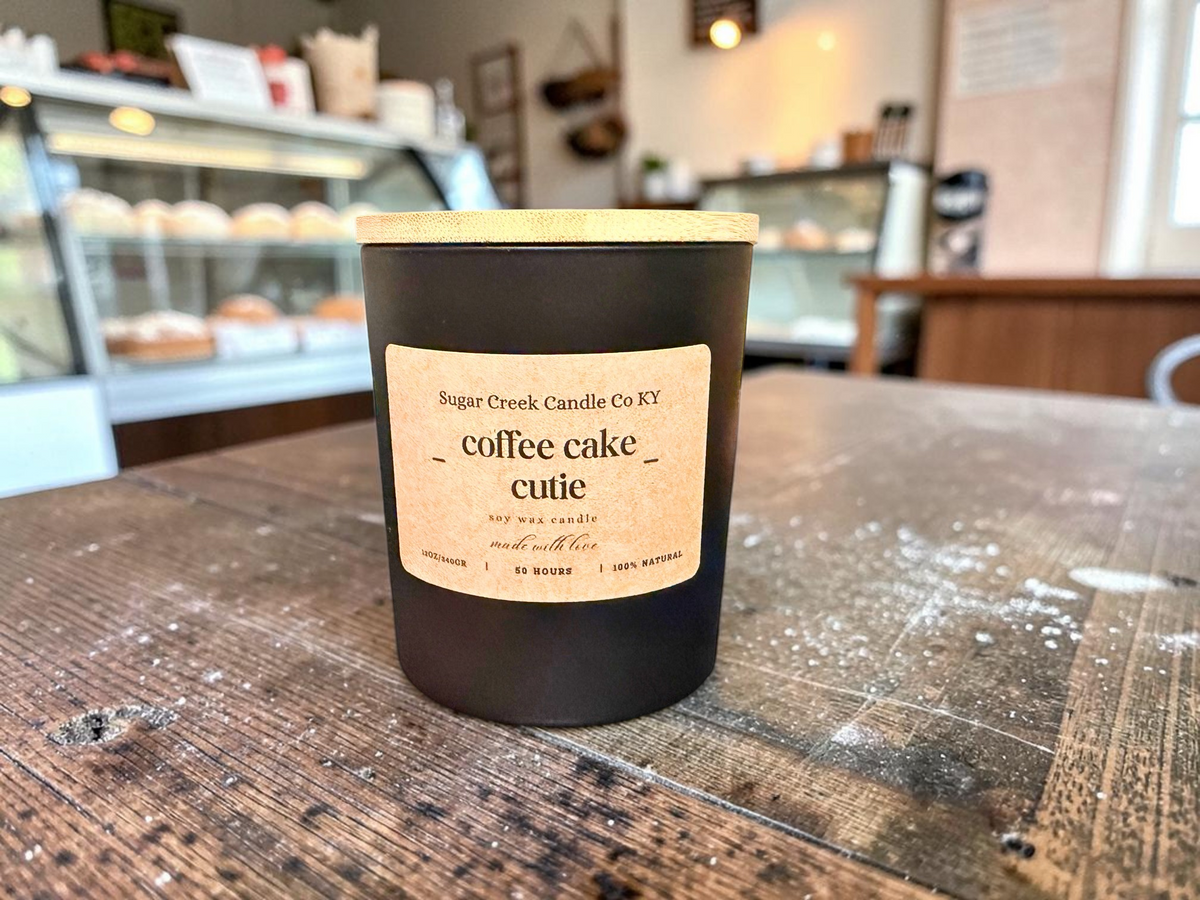 Coffee Cake Cutie - soy wax candle, brown sugar, cinnamon sugar, buttery streusel, and baked sugar